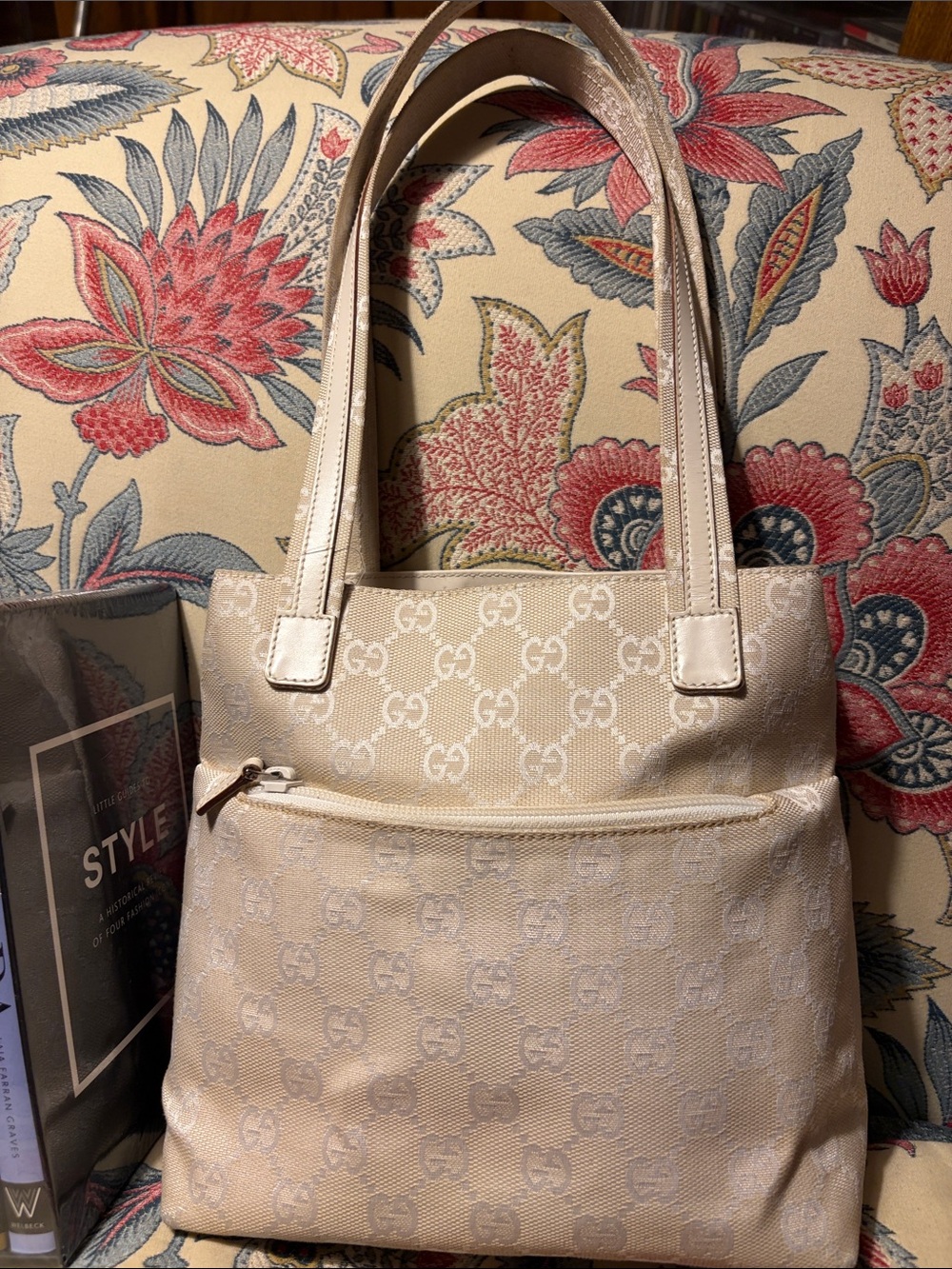 Gucci Light Beige GG Monogram Canvas Tote EUC 10”x8”x4”